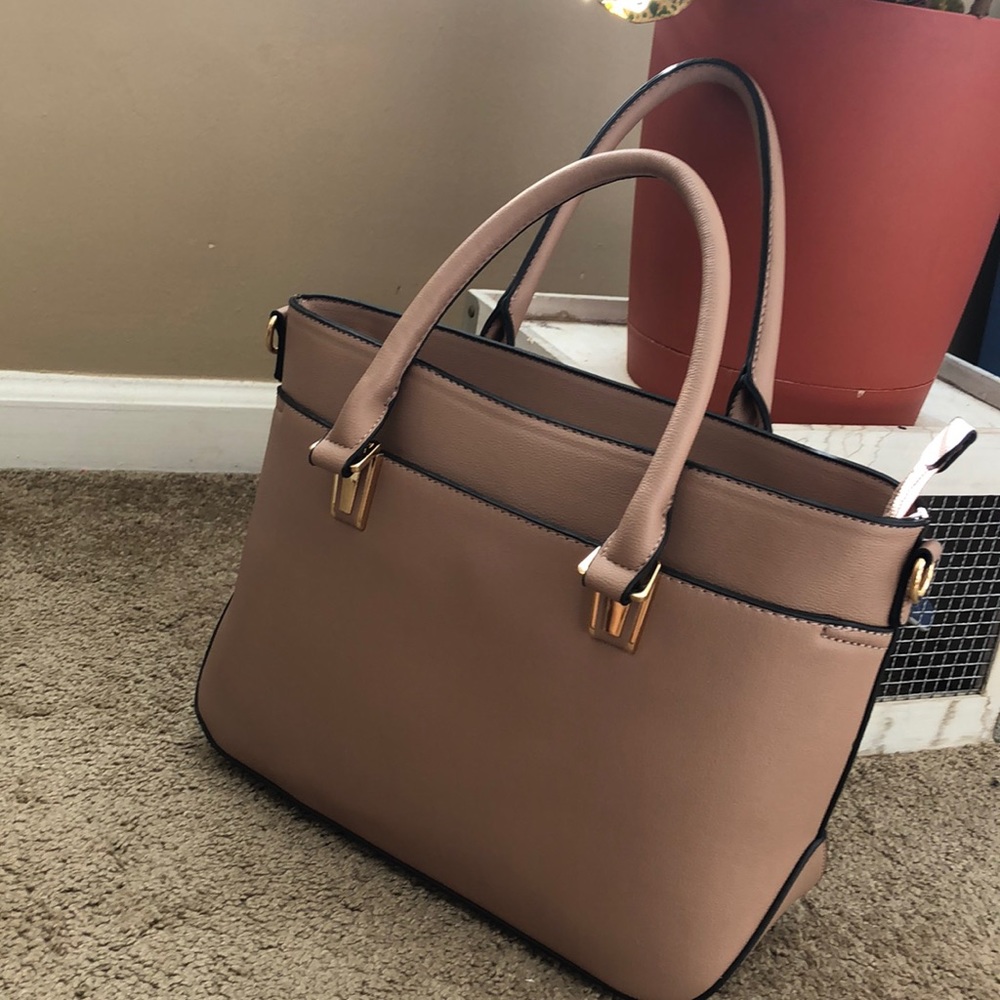 Tan purse